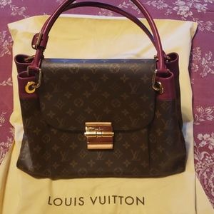 Louis Vuitton Purse
